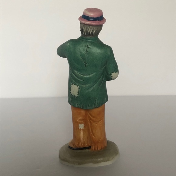 Emmett Kelly Jr. Figurine Eating Popcorn 5.5” In. - Picture 2 of 3
